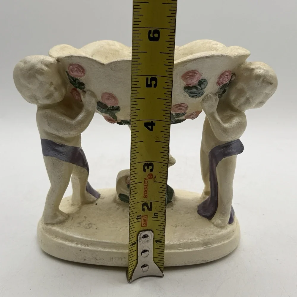 The Unbranded Brand vintage plaster